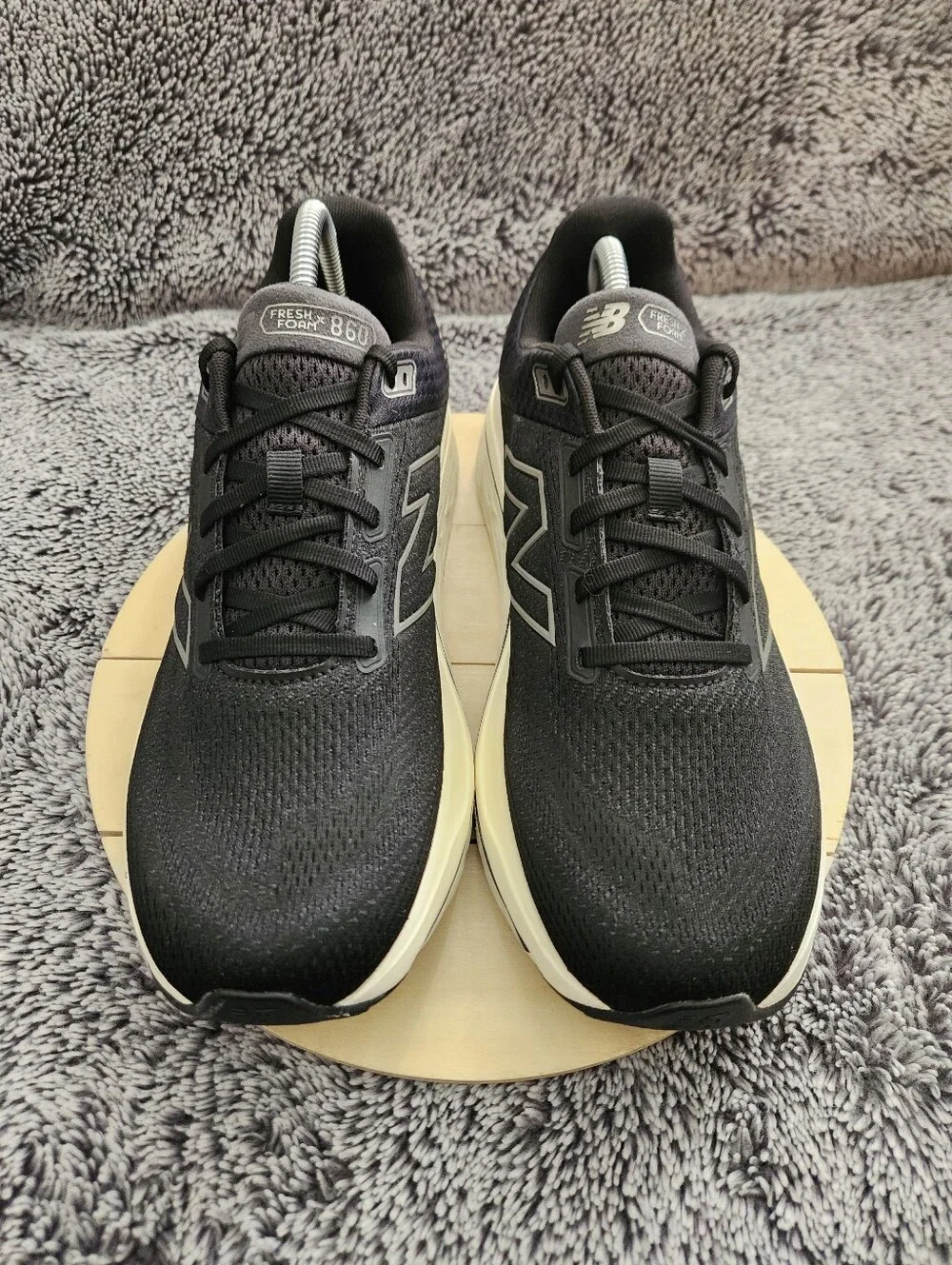 New Balance Fresh Foam X 860v14 Mens Size 11 Black Running Shoes Sneakers